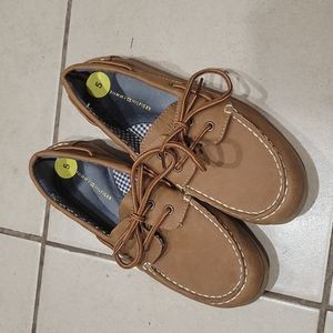 New Tommy Hilfiger boatshoes